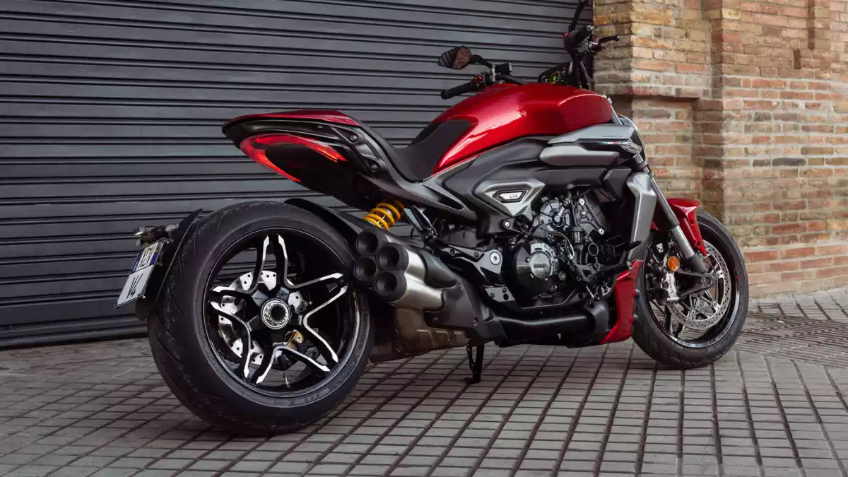 2025 Ducati XDiavel V4