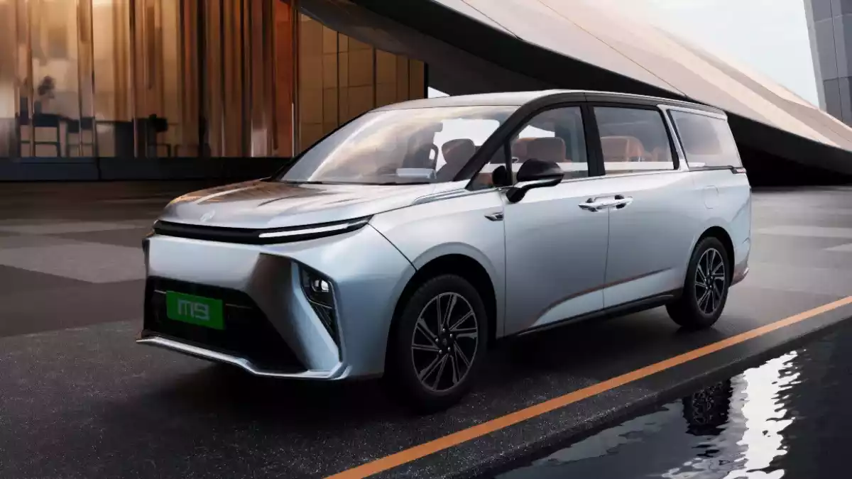 MG M9 EV